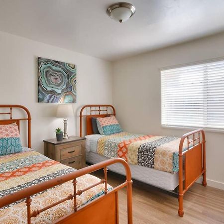 6L Top Floor Redcliff Condo, Pool & Hot Tub Moab Luaran gambar