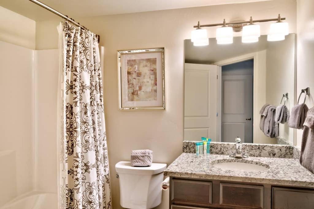 6L Top Floor Redcliff Condo, Pool & Hot Tub Moab Luaran gambar