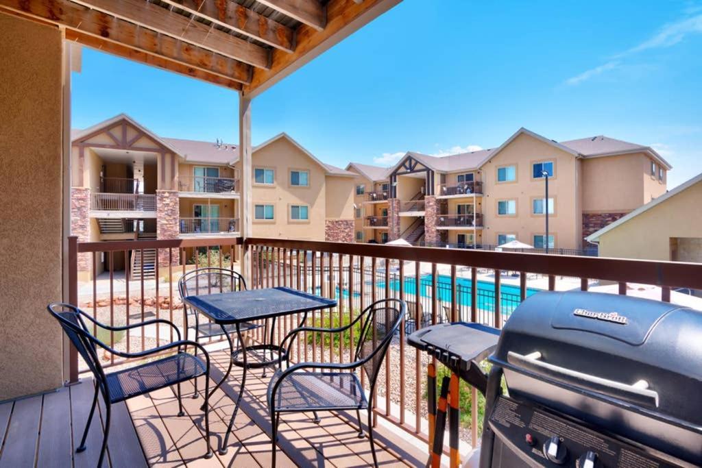 6L Top Floor Redcliff Condo, Pool & Hot Tub Moab Luaran gambar